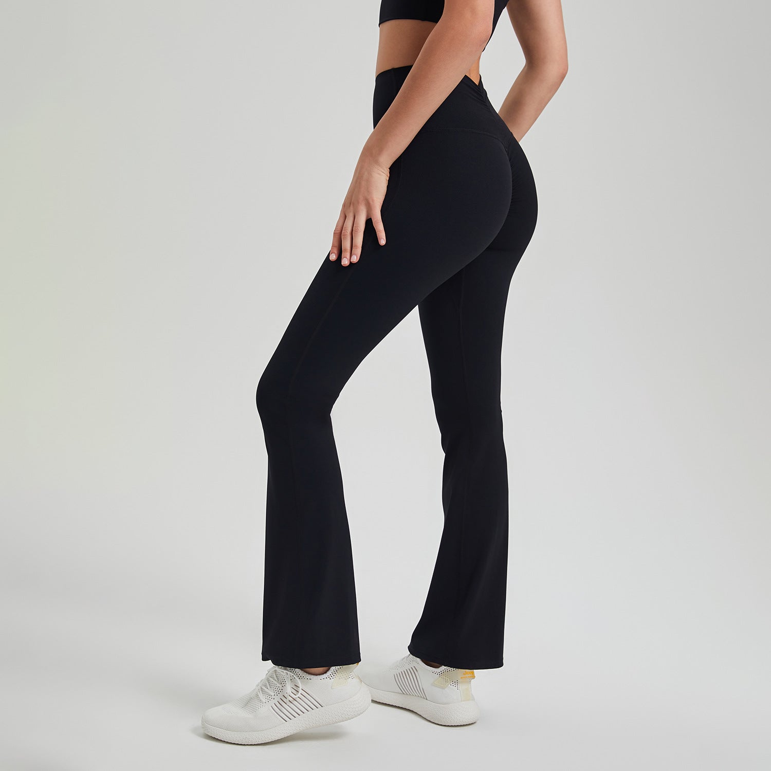 Pantalones de yoga con sensación desnuda y levantamiento de cadera plisados de cintura alta