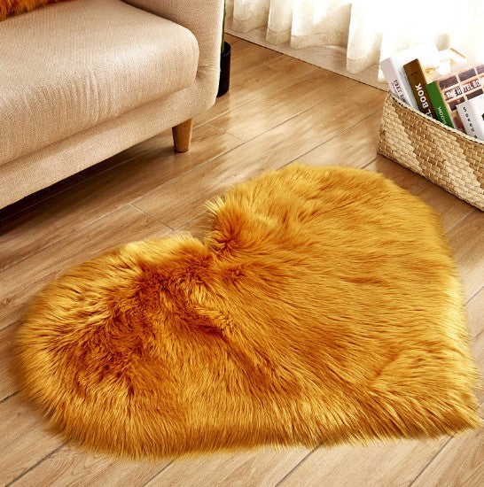 Plush Heart Shaped Carpet Non-Slip For Home Decor