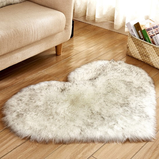 Plush Heart Shaped Carpet Non-Slip For Home Decor