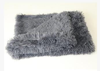 Give Your Furry Friend the Coziest Sleep with Our Pet Dog Cat Blankets! 🐾💤