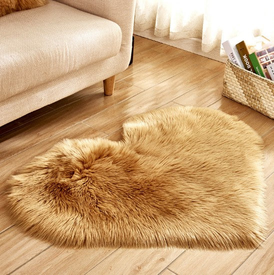 Plush Heart Shaped Carpet Non-Slip For Home Decor