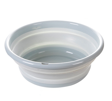 Make Your Travels Easier with Our Portable Outdoor Travel Folding Water Basin! 🌄🌊