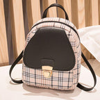 ¡Experimente la elegancia informal con nuestra mochila pequeña con cierre de cuadros para mujer! 👜🌸